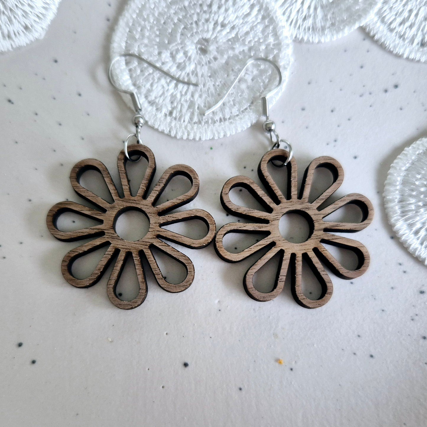 Walnut Daisy Drops
