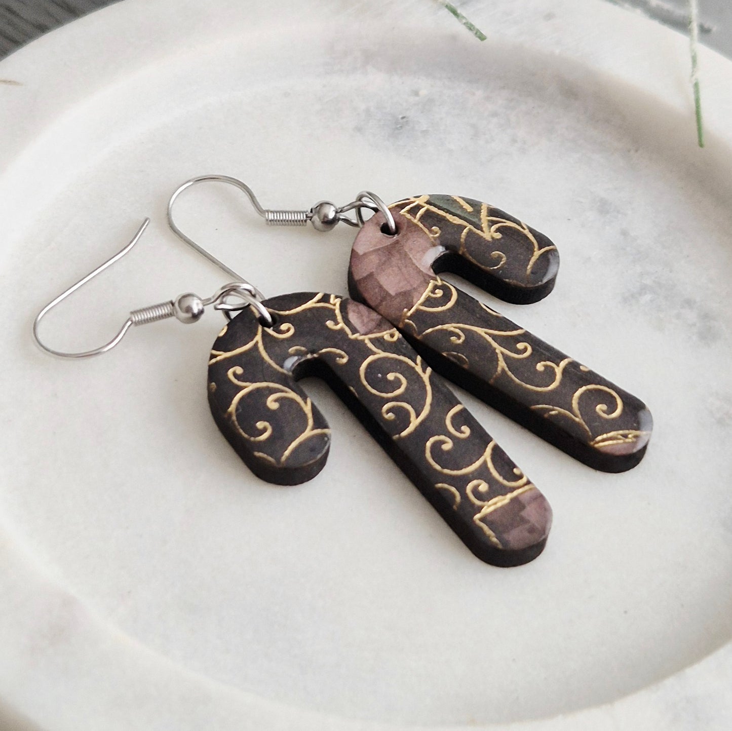 Pointsettia Candy Cane Drops