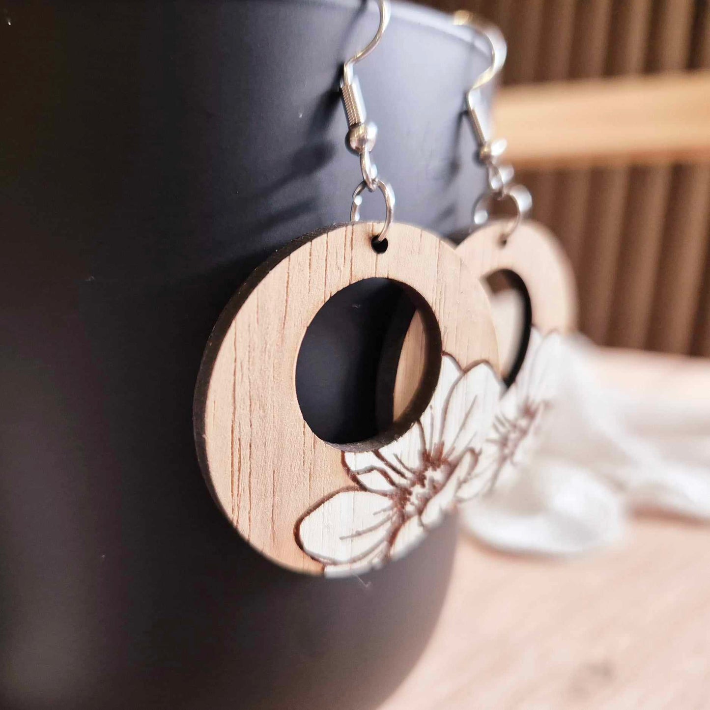 Blackwood and White Round Floral Drops