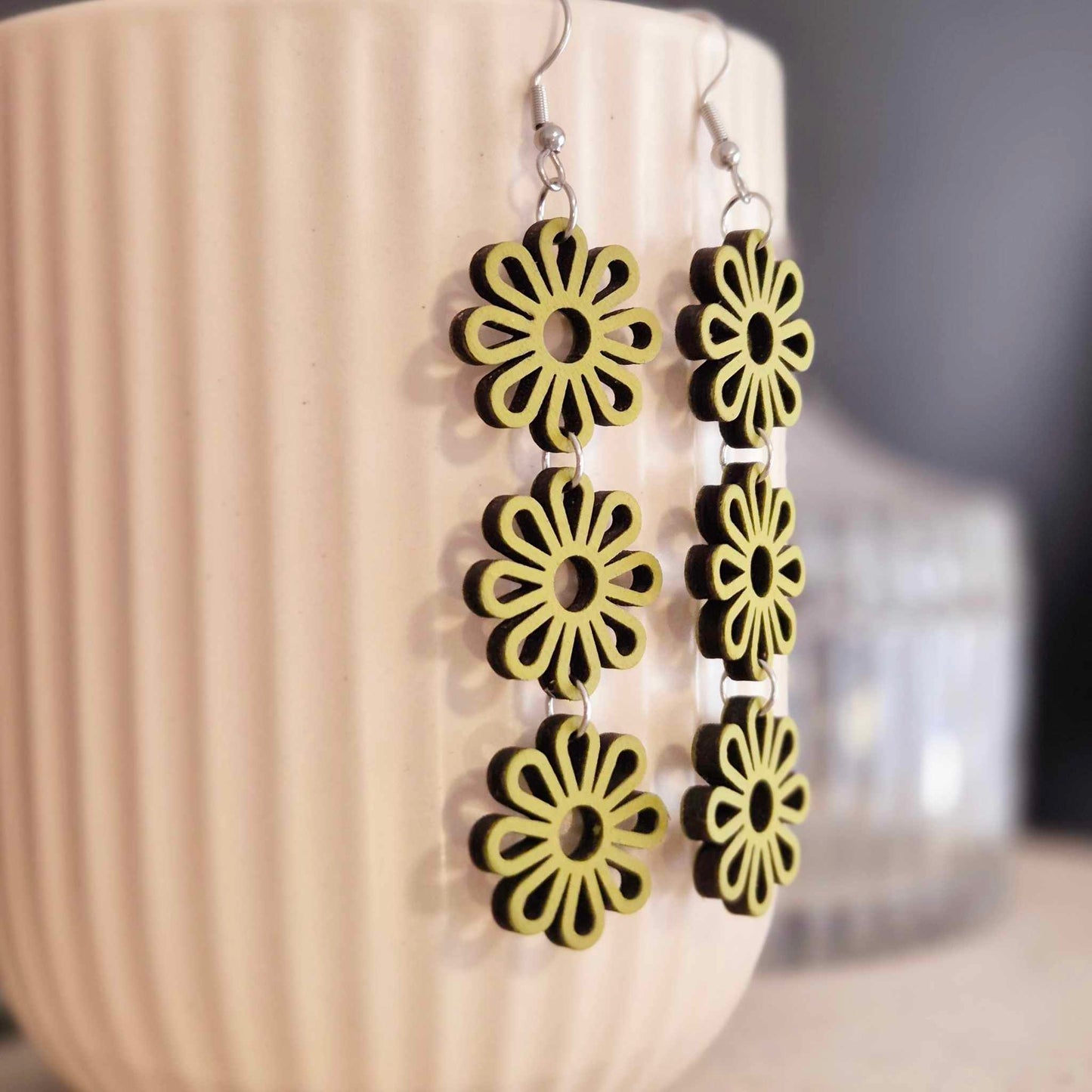 Daisy Chain Drops (Moss Green)