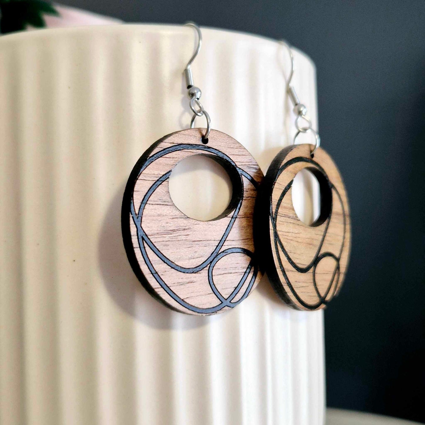 Play on Picasso (Round)