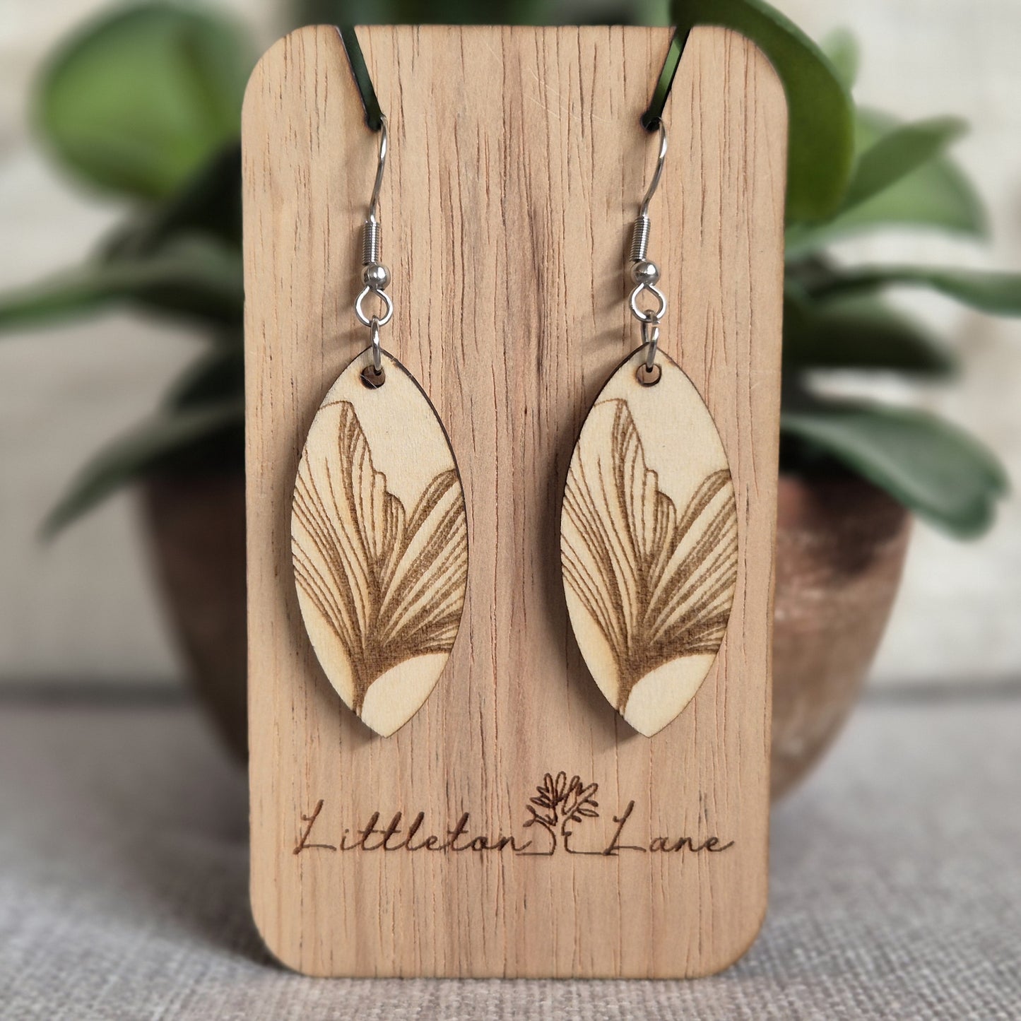 Leaf Engraved Oval Drops