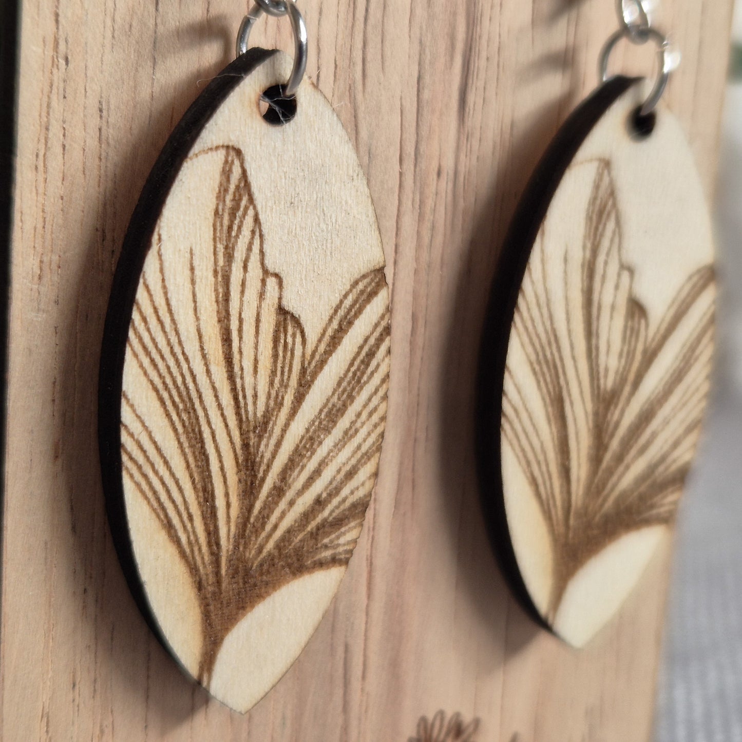 Leaf Engraved Oval Drops