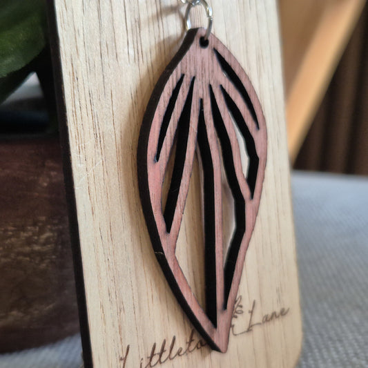 Leaf Pendant (chain optional)