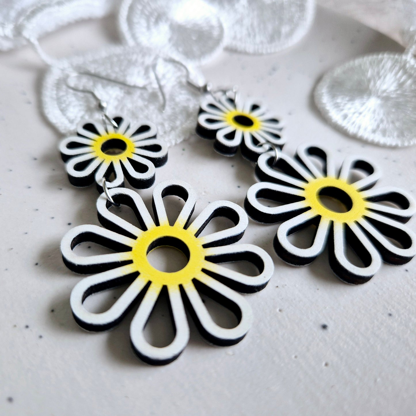 White & Yellow Summer Lovin' Drops