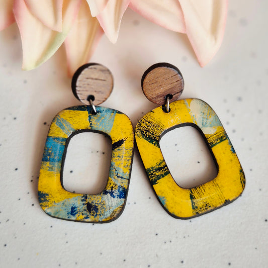 Gel Plate Stud Drops (Yellow Ochre)
