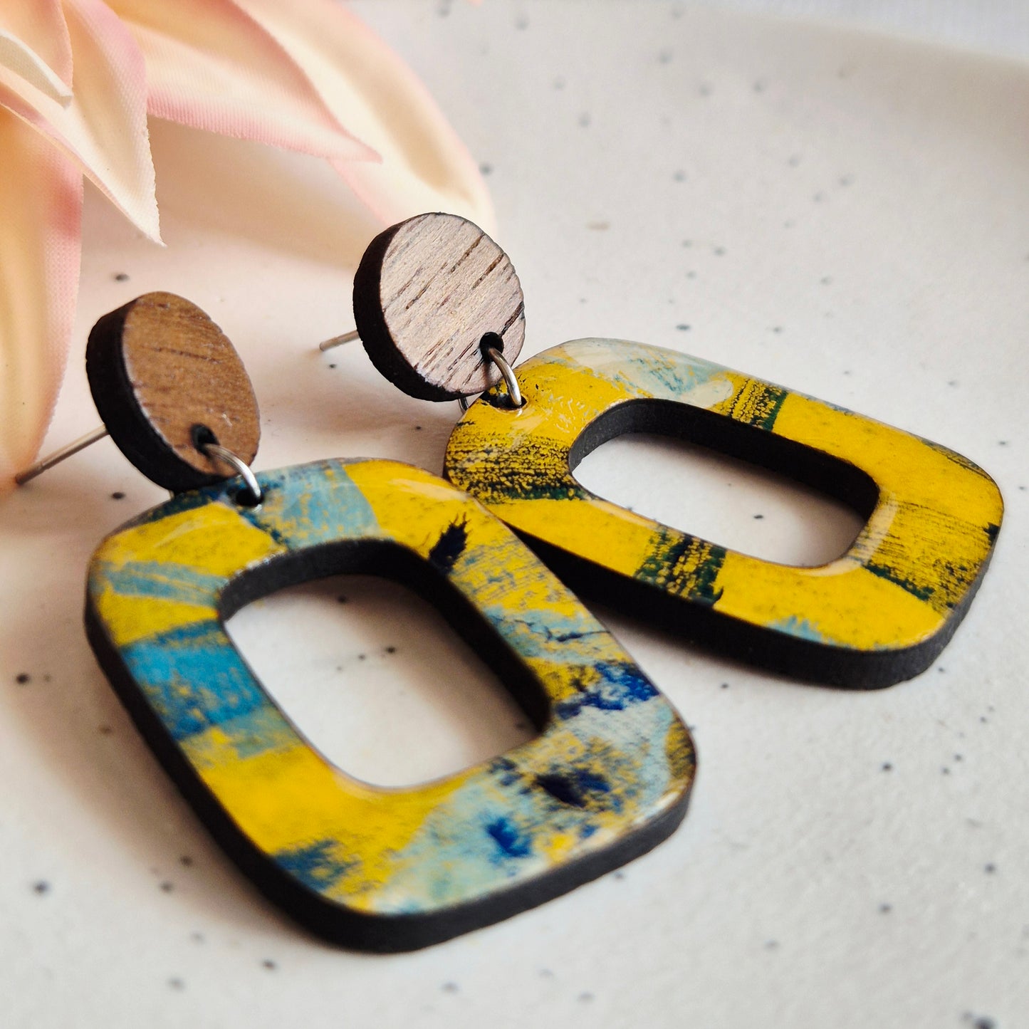Gel Plate Stud Drops (Yellow Ochre)