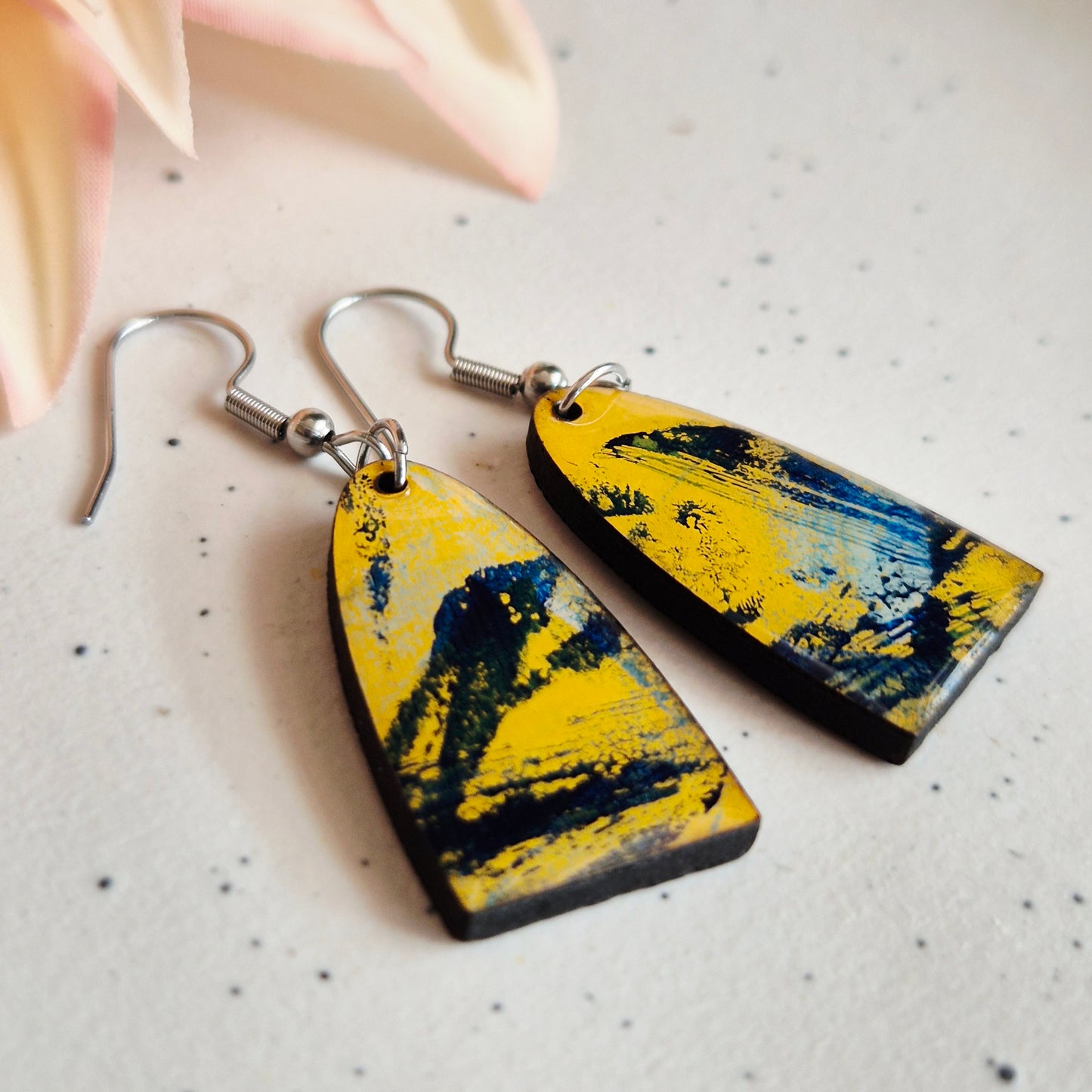 Gel Plate Arch Drops (Yellow ochre)
