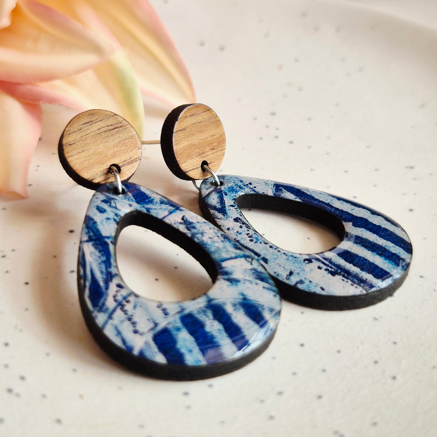 Gel Plate Teardrop Stud Drops