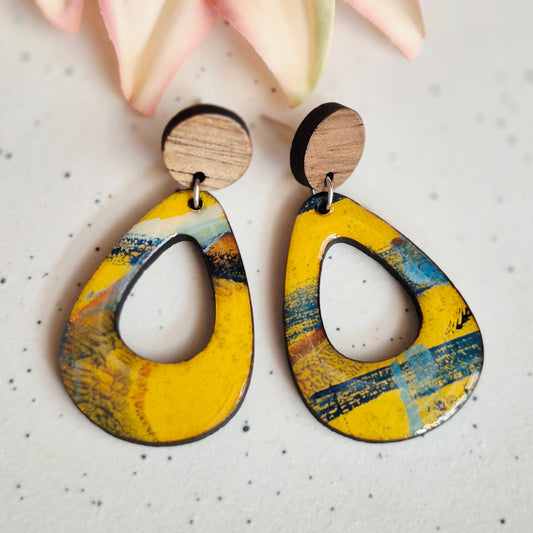 Gel Plate Teardrop Stud Drops (Yellow Ochre)