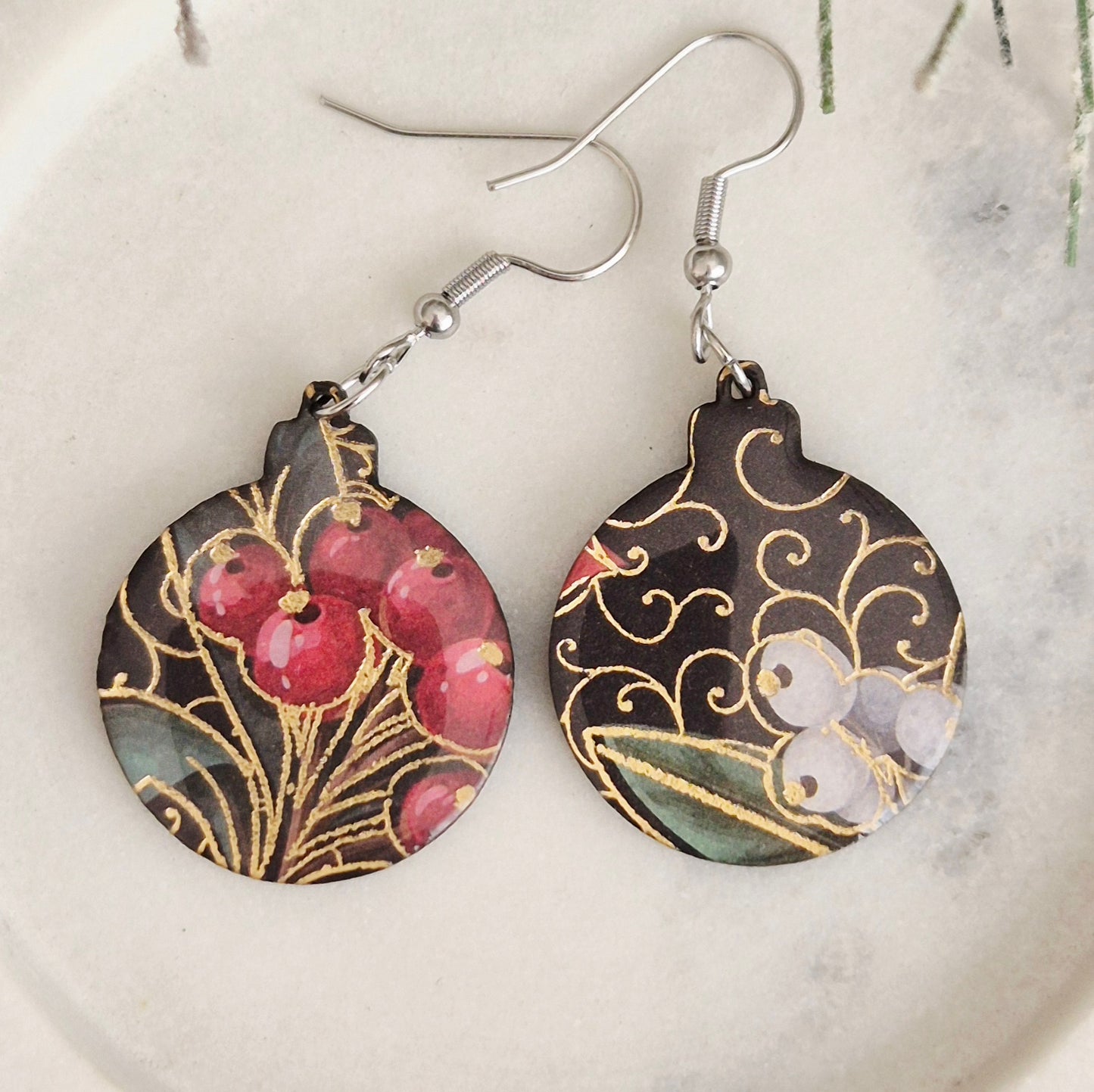 Poinsettia Bauble Drops